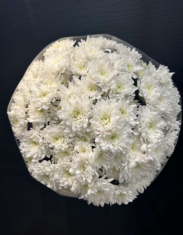 Букет из белых хризантем"Белоснежная Игра"