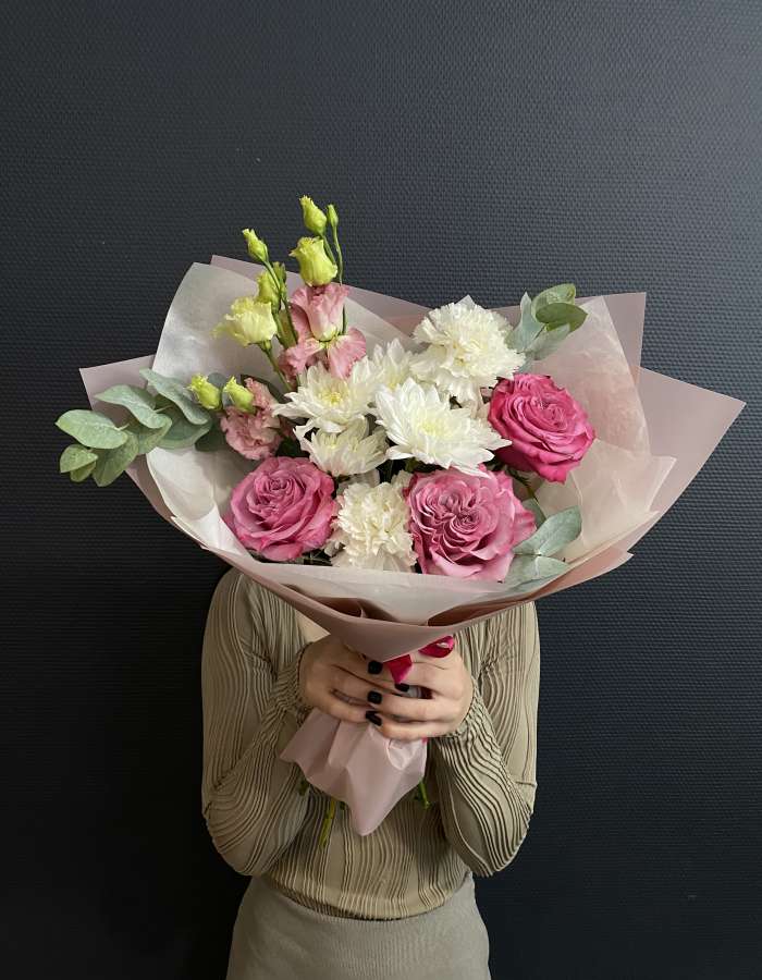 Букет из хризантем и роз Country Blues "Навстречу мечте"