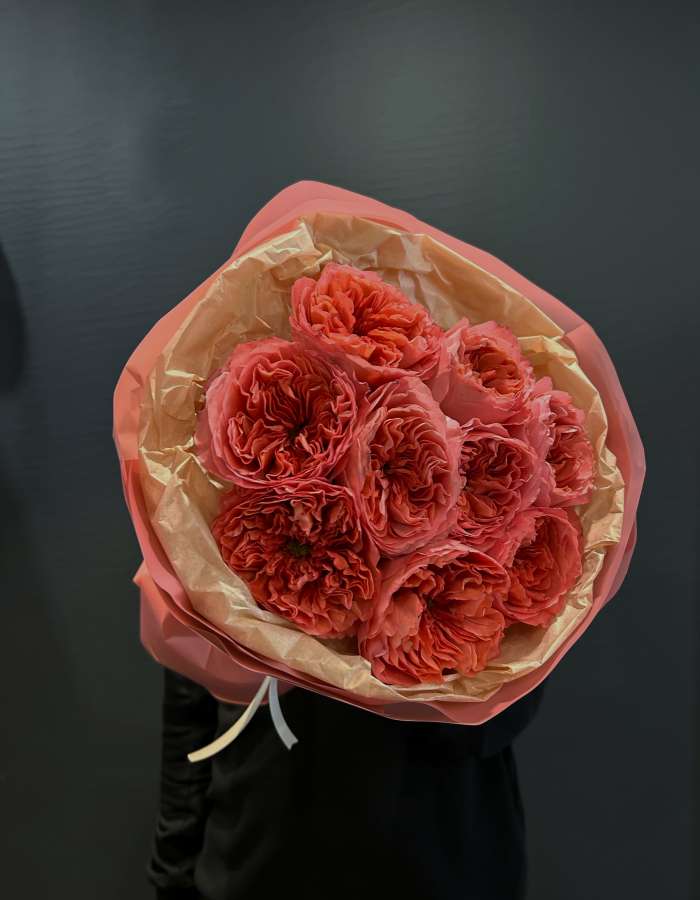 Букет из пионовидных роз Candy Xpression "От чистого сердца"