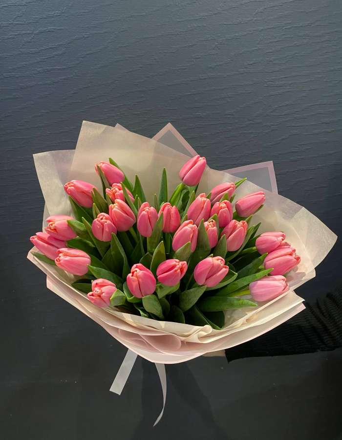 Букет из тюльпанов сорта Трессор "Утренняя звезда"