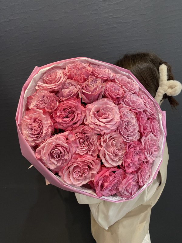 CvetkovVille: доставка роскошных цветов в честь 8 марта